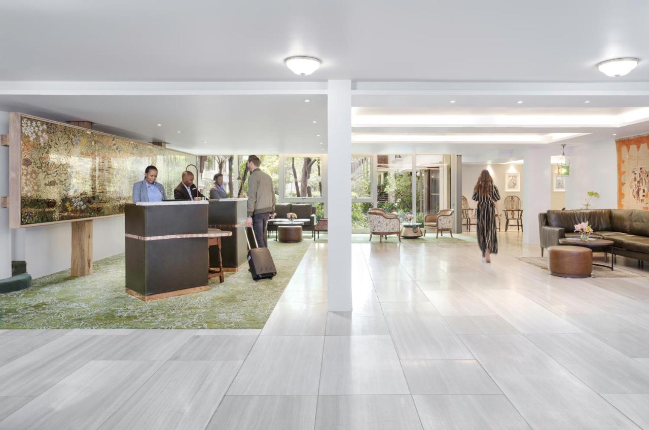 Vineyard Hotel Кейптаун Екстериор снимка