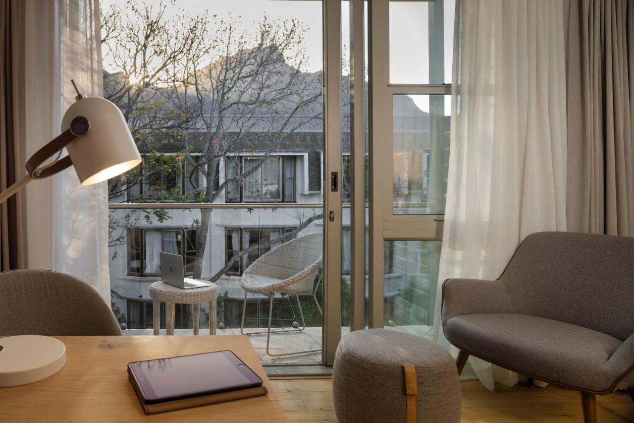 Vineyard Hotel Кейптаун Екстериор снимка