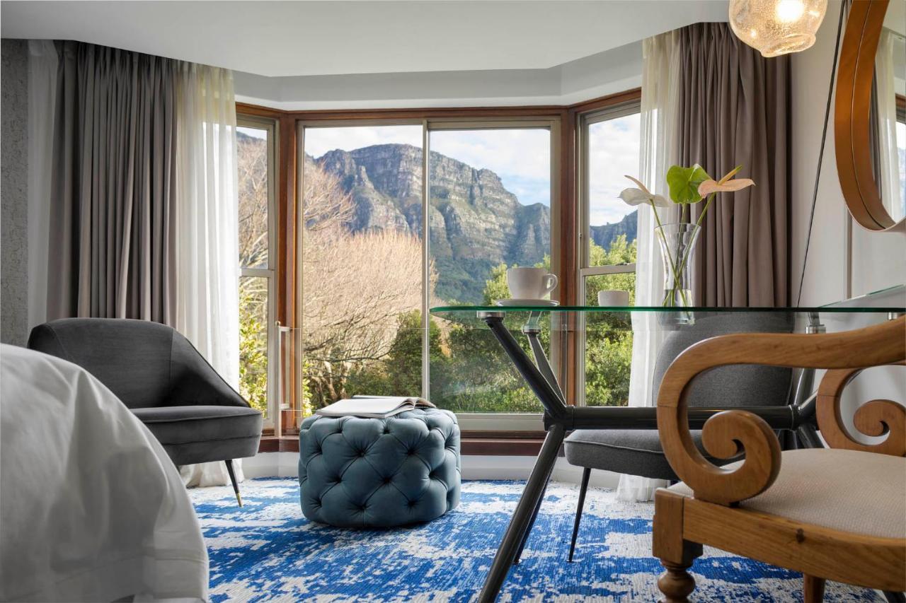 Vineyard Hotel Кейптаун Екстериор снимка