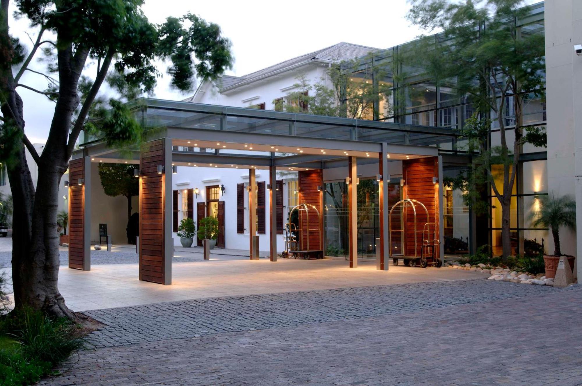 Vineyard Hotel Кейптаун Екстериор снимка
