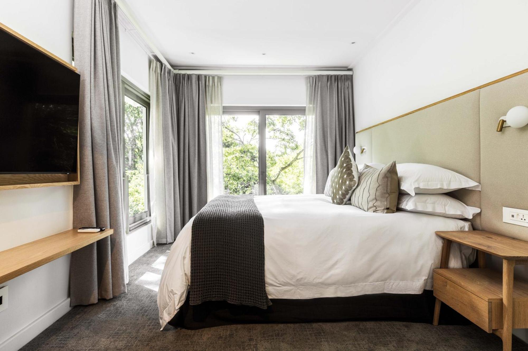 Vineyard Hotel Кейптаун Екстериор снимка