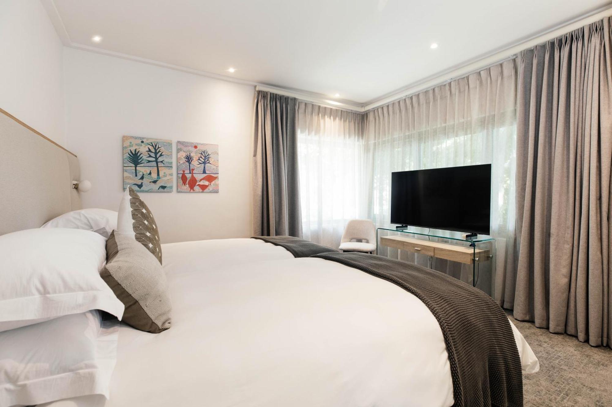 Vineyard Hotel Кейптаун Екстериор снимка